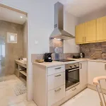 Appartement Michael Zeppos *
