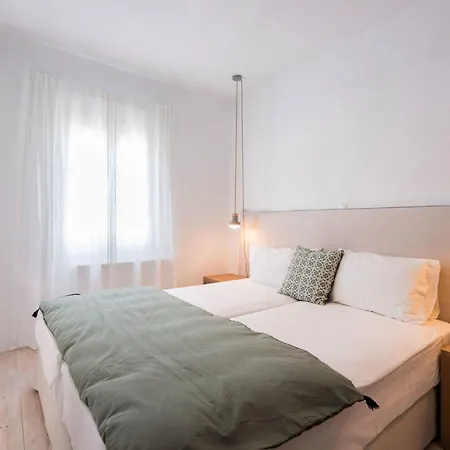 Michael Zeppos Apartamento *