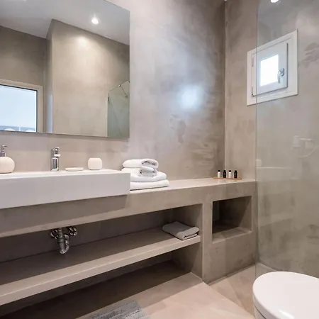 Michael Zeppos * Naousa (Paros)