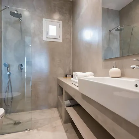 Michael Zeppos Apartment Naousa (Paros)