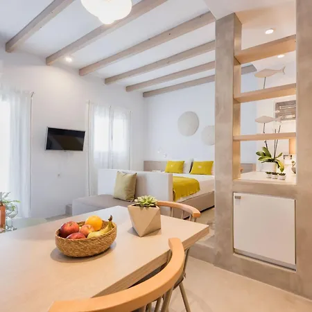 Michael Zeppos Naousa (Paros)