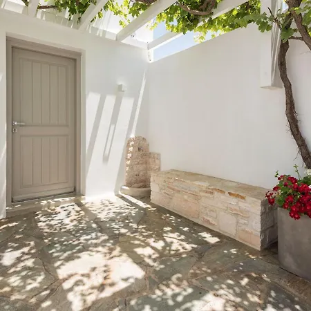 Michael Zeppos Apartment