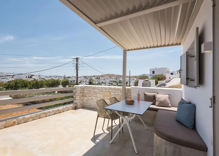 Michael Zeppos Apartment Naousa (Paros)