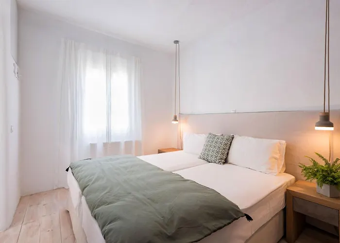 Michael Zeppos Apartment *